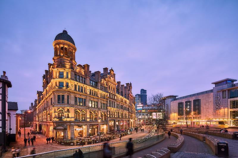 Roomzzz Manchester Victoria Exterior foto