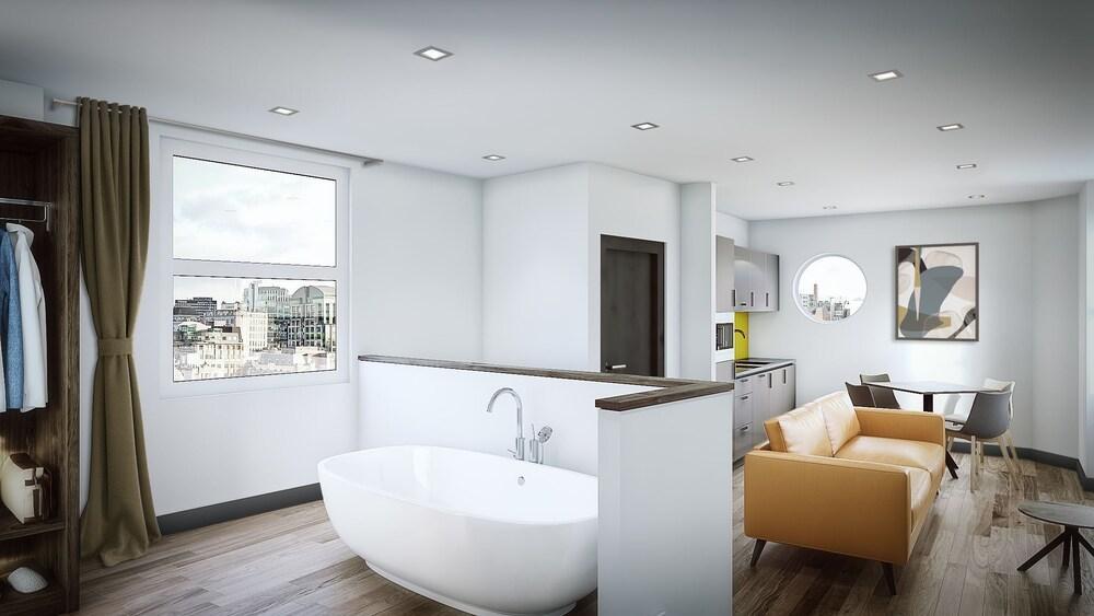 Roomzzz Manchester Victoria Exterior foto